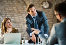 Mesaje de la multi ani pentru sefa haioase